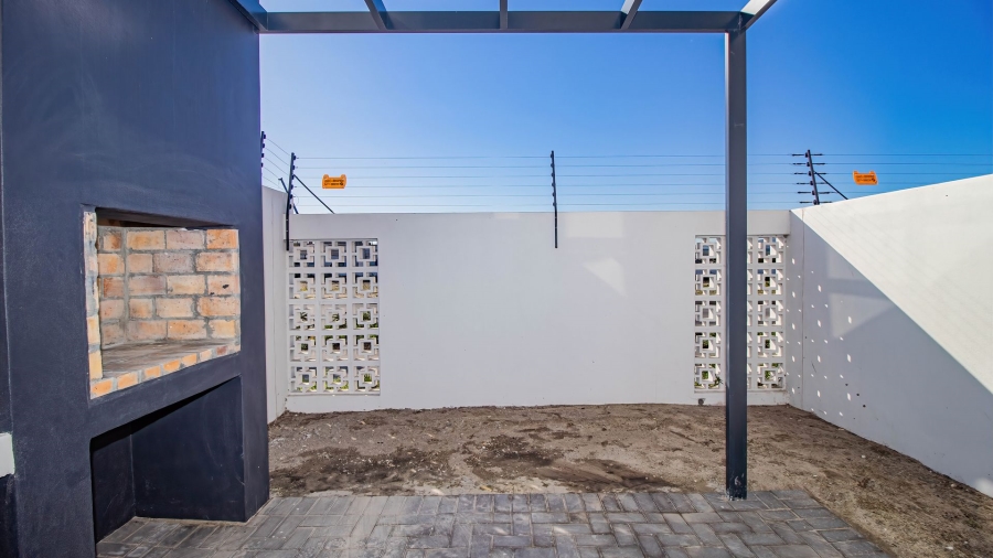 To Let 3 Bedroom Property for Rent in Sandown Western Cape